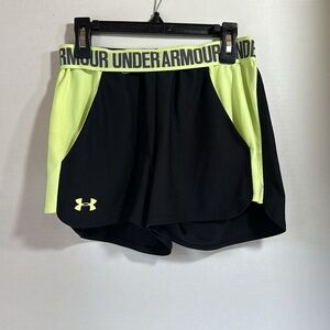 Under armour heat gear yellow and black running shorts size XS workout exercise